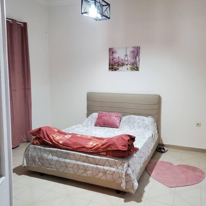 Home Away From Home_3Br At Maniatika_14Min Walk To The Port Piraeus Ngoại thất bức ảnh